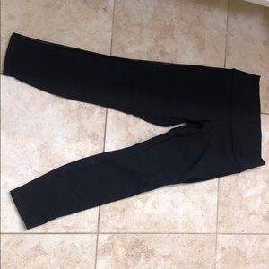 Lulu lemon leggings, size 6, mesh sides